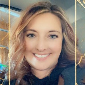 Meet your Posher, Debra